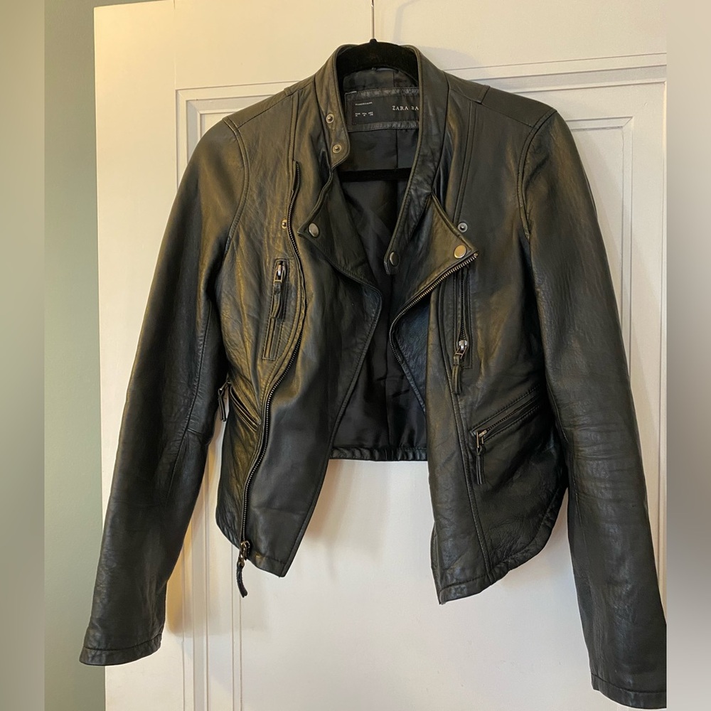 Euc zara faux leather jacketed size medium